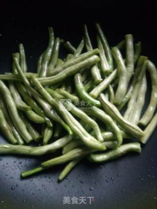 Stir-fried Carob (beef) recipe