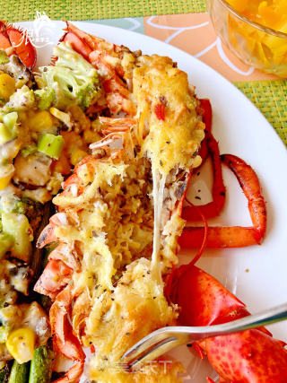 Baked Lobster with Cheese recipe