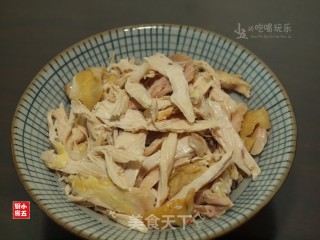 Shredded Chicken with Scallion Oil recipe