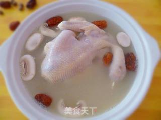 Nourishing Lotus Seeds and Red Dates Chicken Soup recipe