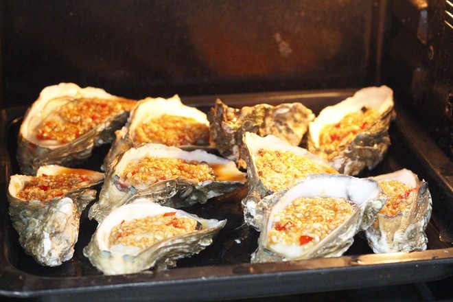 Roasted Oysters with Garlic Sauce recipe