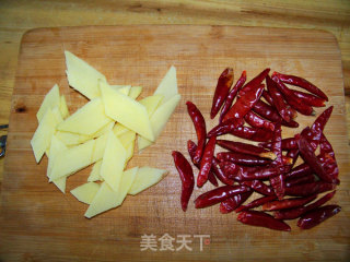 Xinlan Hand-made Private Kitchen [ginger Spicy Chicken Wings]——looks Like A Hot Girl or A Hot Girl recipe