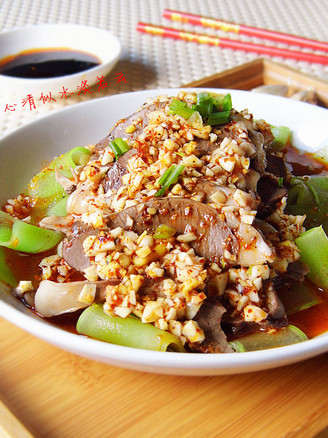 Stir Fried Pork Hearts with Green Bamboo Shoots recipe