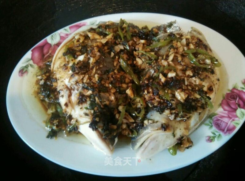 Steamed Fish Head with Tempeh Cake in Shaxi Town, Zhongshan recipe