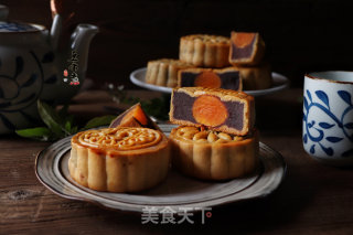 Cantonese-style Brown Sugar Jujube Paste and Bean Paste Mooncakes recipe