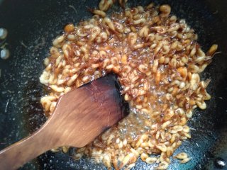 Stir-fried Small River Prawns with Leek recipe