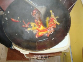 Stir-fried Beef with Bell Pepper recipe