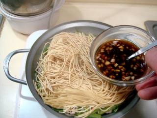 Braised Noodles in Pots recipe