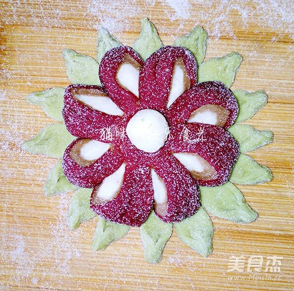 Four-color Flower Bread recipe