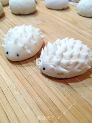 Chinese New Year Fancy Steamed Bun with Bean Paste recipe