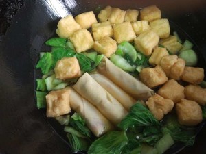 Vegetable Oil Tofu Noodle Soup recipe