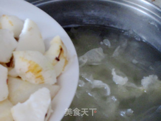 White Fungus, Water Chestnut and Sydney Soup recipe