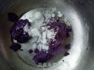 Cantonese Style Purple Sweet Potato and Red Bean Moon Cake "red Bean Moon Cake" recipe