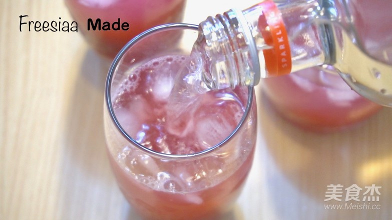 Video Homemade Bayberry Soda recipe