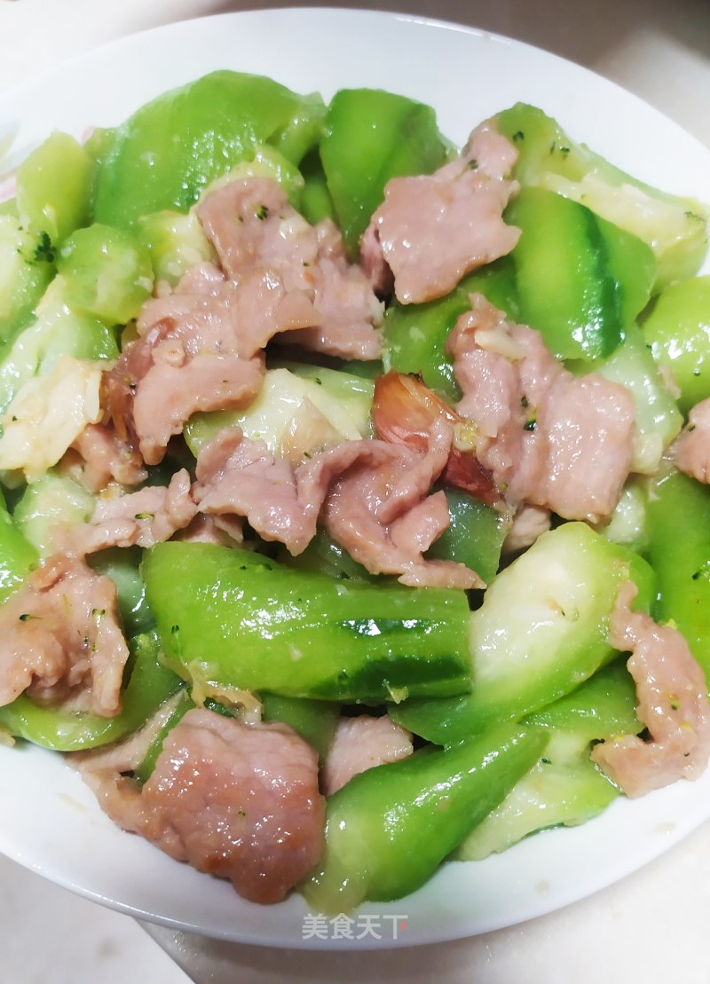 Pork Fried Loofah recipe