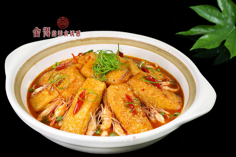 More Delicious Than Meat [river Prawn Tofu in Clay Pot] recipe