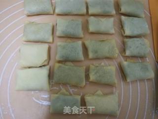 Homemade Jujube Spring Rolls recipe