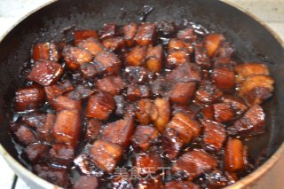 Shanghai Local Braised Pork recipe
