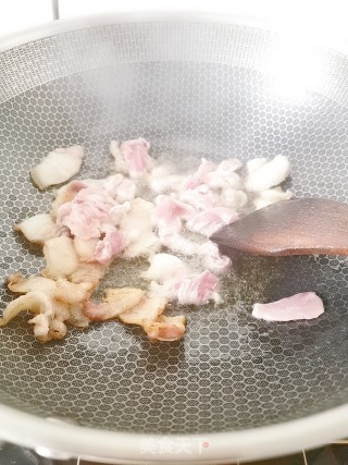 Cauliflower Stir-fried Pork recipe