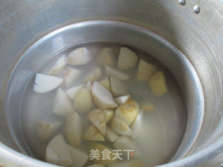 Fried Taro with Pickled Vegetables recipe