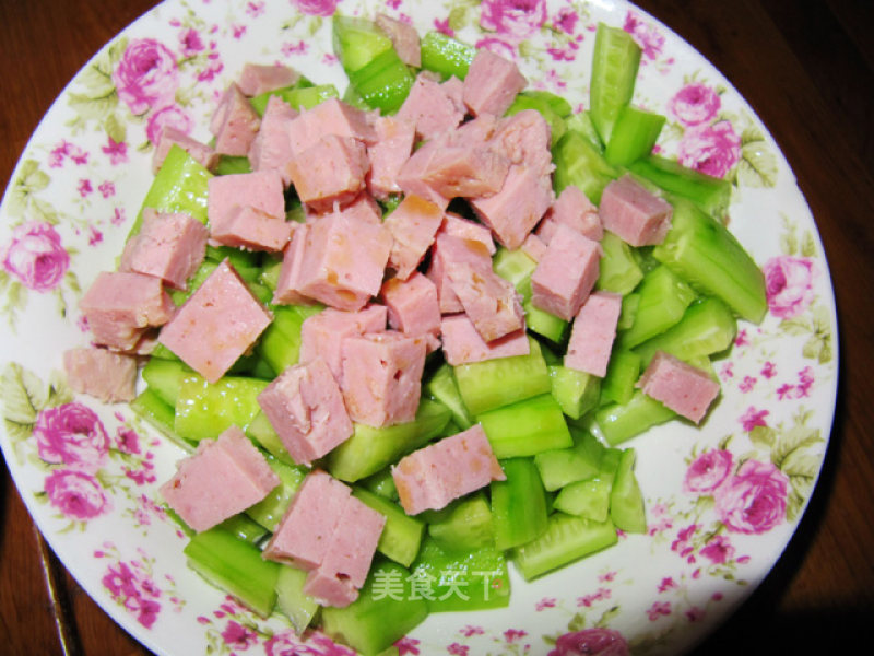 Cucumber with Luncheon Meat recipe