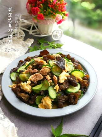 Fried Pork with Cucumber and Fungus recipe