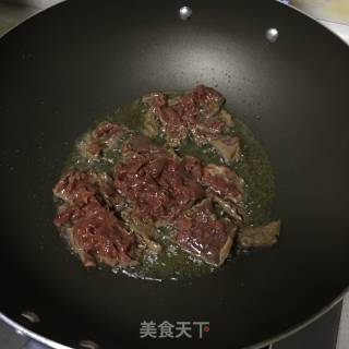 Stir-fried Beef with Pineapple recipe