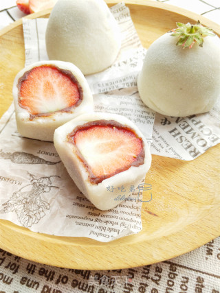 Strawberry Daifuku recipe