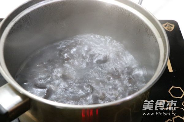 Stir-fried Douban with Fungus recipe