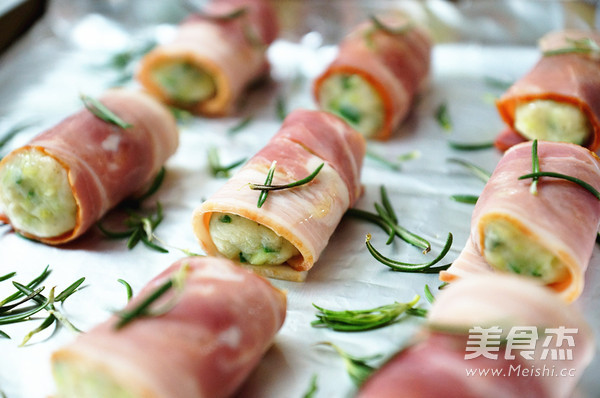 Rosemary Potato Bacon Wraps recipe