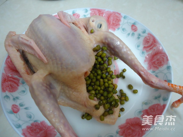 Suckling Pigeon Mung Bean Soup recipe