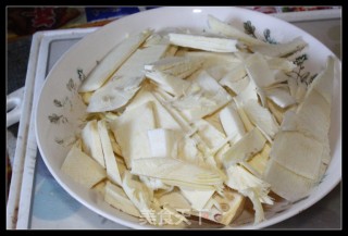 Stir-fried Bacon with Bamboo Shoots recipe