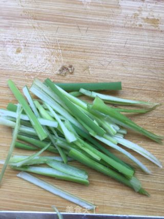 "noodles" Stir-fried Conch Slices Noodles recipe