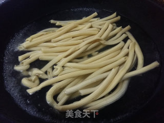 Cumin Choi Vegetable Hollow Noodles recipe