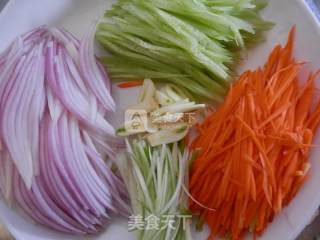 Colorful Fried Noodles recipe