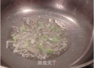 Stir-fried Fungus with Daylily recipe