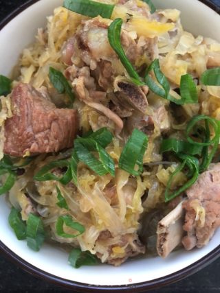 Braised Sauerkraut with Pork Ribs recipe