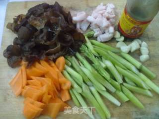 Stir-fried Black Fungus with Asparagus in Oyster Sauce recipe