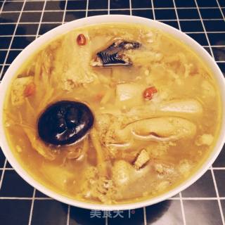 Chicken Soup with Bamboo Fungus and Mushroom recipe