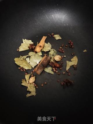 Homemade Gold and Silver Garlic Sauce recipe