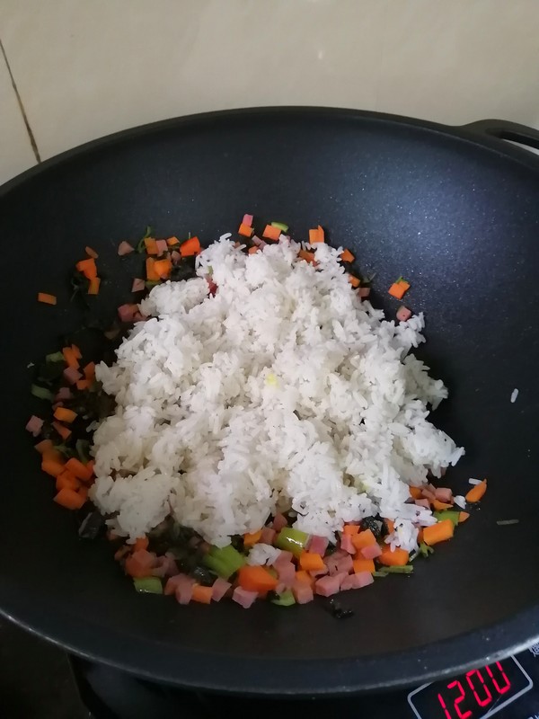 Simple and Delicious~~homemade Fried Rice recipe