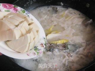 Spring Bamboo Shoots with Tofu and Sea Bass Head Soup recipe