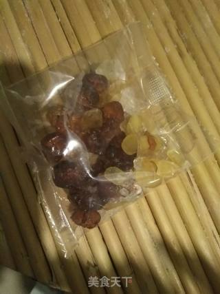 Peach Gum Lily Soup recipe