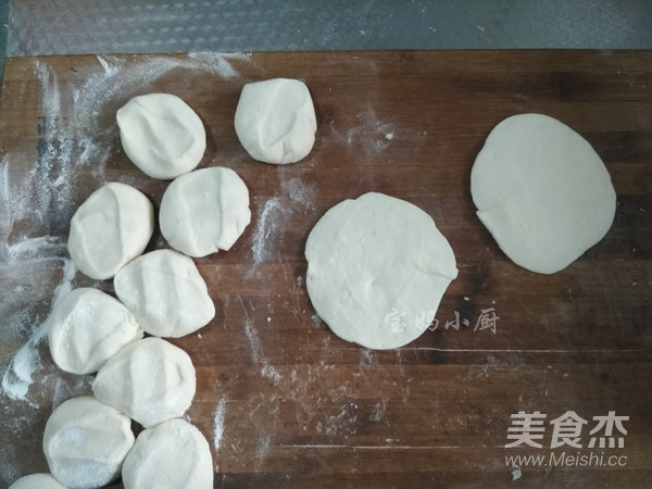 Cabbage Pork Bun recipe