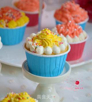 Sponge Cup Decorated Cake recipe