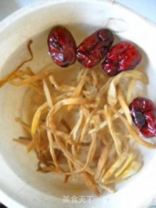 Daylily Stewed Pigeon Hearts recipe