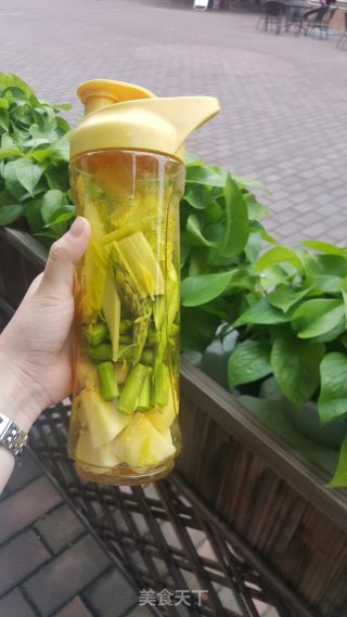 Slimming Asparagus and Celery Juice recipe