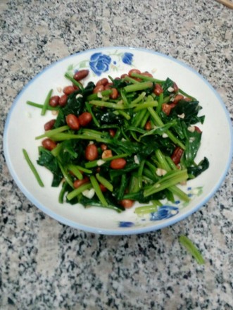 Spinach and Peanuts in Aged Vinegar