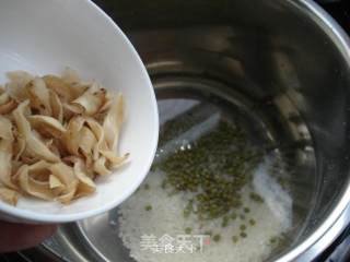 Lily Mung Bean Congee recipe