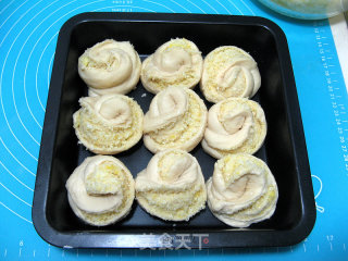 Coconut Flower-shaped Small Meal Bun recipe